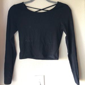 Long sleeve crop top